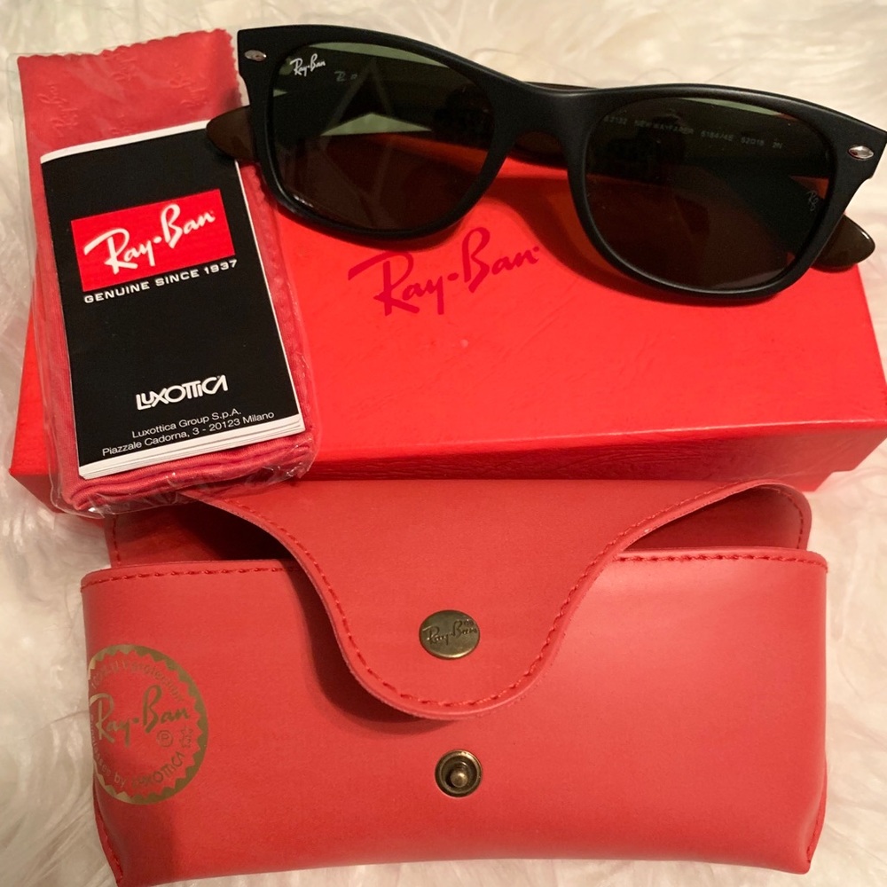 Ray Ban Wayfarer Polarized Sunglasses NWT